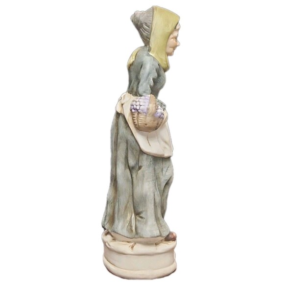 Vintage 12" Porcelain Old Woman Grandma Head Scarf Basket - Picture 4 of 13